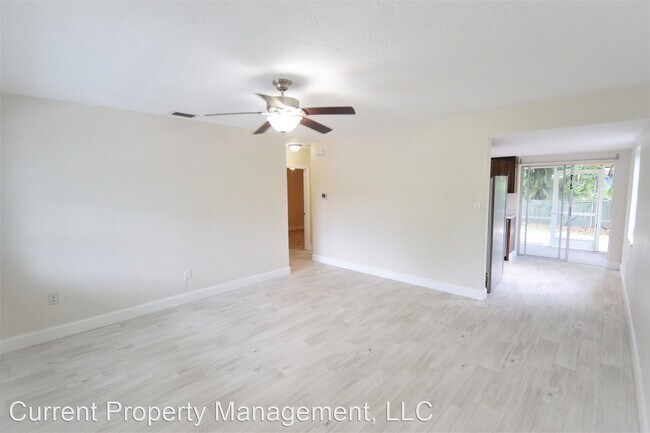 Building Photo - 4521 Fluvia Ave