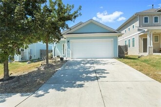 Building Photo - 448 Triumph Rd