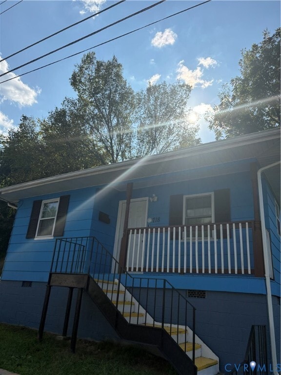 Building Photo - 718 Blick St