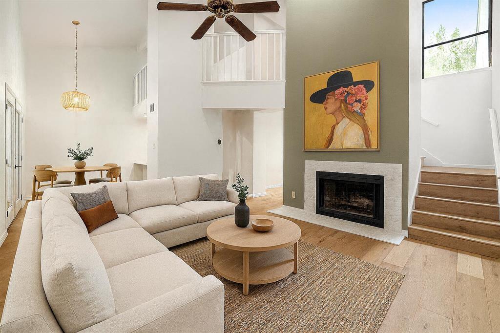 Foto principal - 2001 Parker Ln