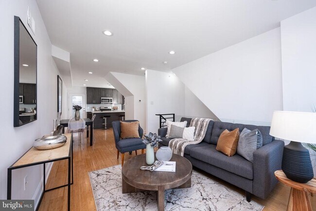 Foto del edificio - 2102 Berges St