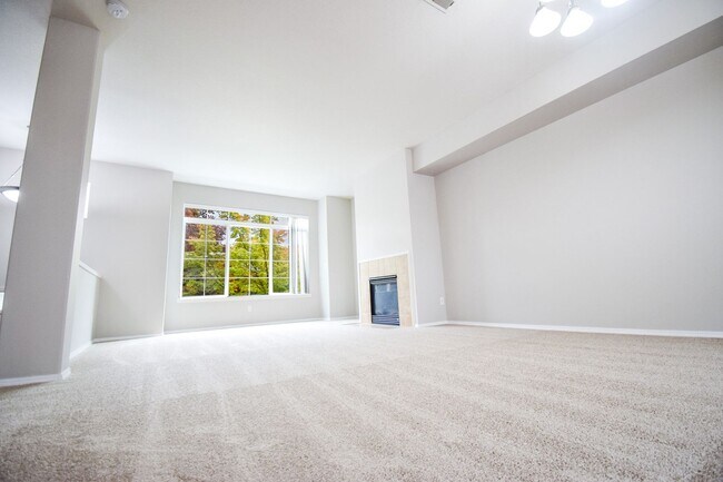 Foto del edificio - 2357 NW 168th Pl