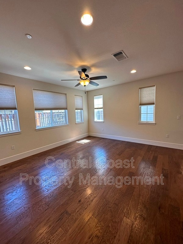 Building Photo - 13538 Warren Ave