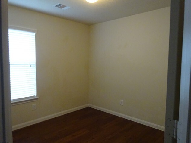 Foto del edificio - 5935 Brenwood Trails Ln