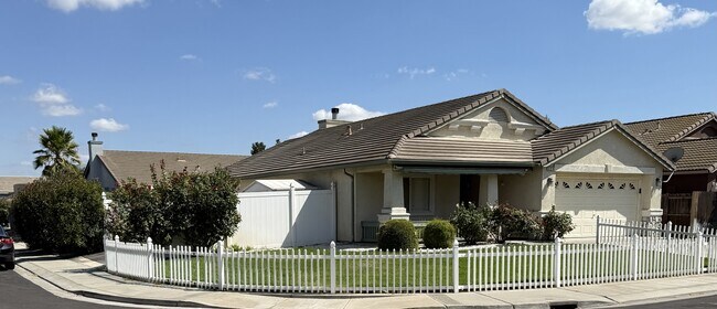 Foto del edificio - 174 McGinnis Ave