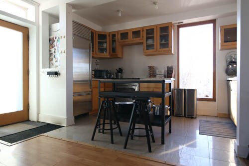 Cocina del primer piso - 303 Ridgewood Ave