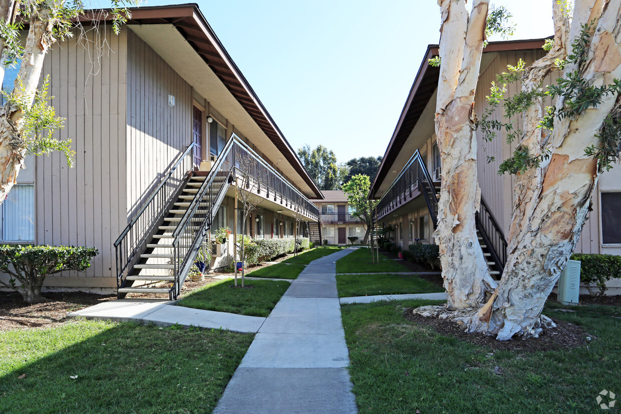 Primary Photo - Village Apartments