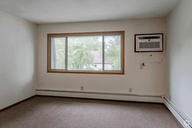 1BR, 1BA - 600SF - Rosebud Apartments