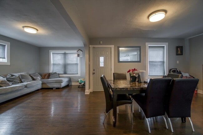 Foto del edificio - 702 Jackson St