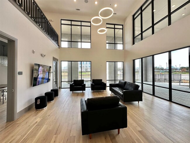 Foto del edificio - 2700 Old Denton Rd