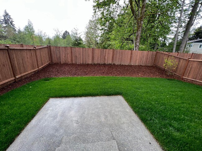 Building Photo - 4259 Savannah Loop NE