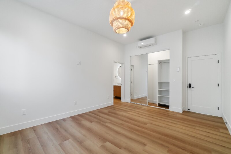 Foto principal - 3917 Inglewood Blvd