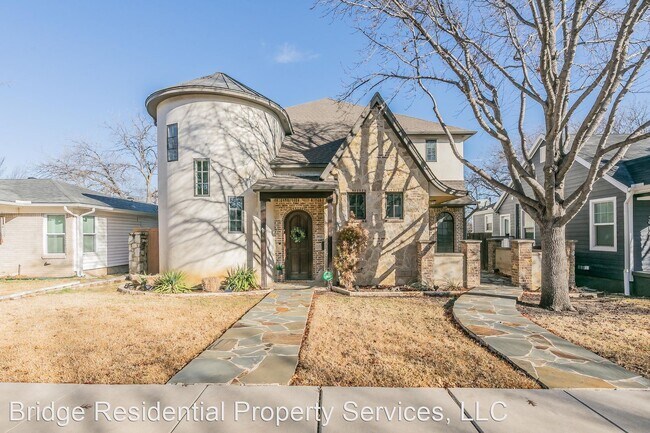 Building Photo - 3 br, 2.5 bath House - 3920 Byers Avenue