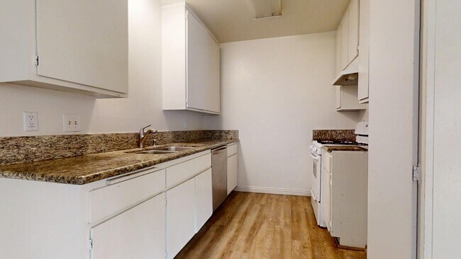 Foto del edificio - 3650 Garnet St