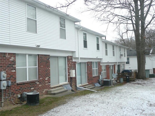 Foto del edificio - 21603 Hidden Rivers Dr N