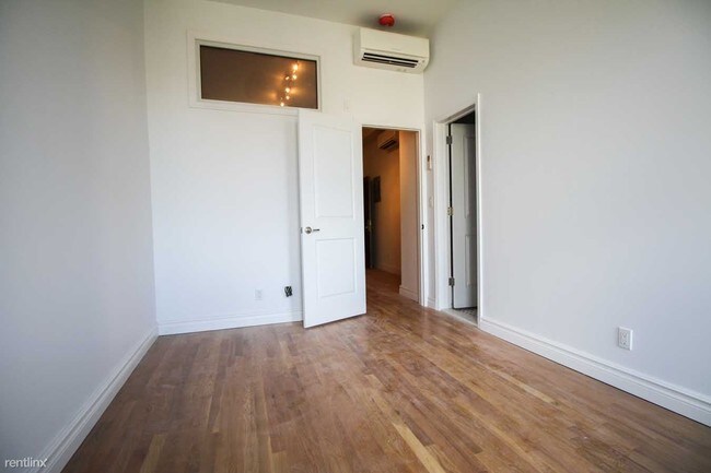 Building Photo - 151 Wilson Ave