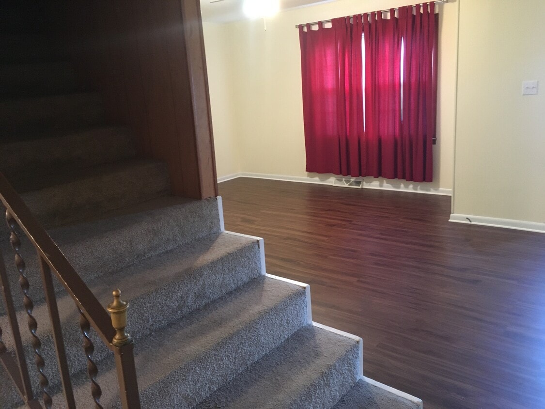 Foto del edificio - 200 Meadowview Ln
