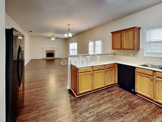 Foto del edificio - 146 Melrose Creek Dr