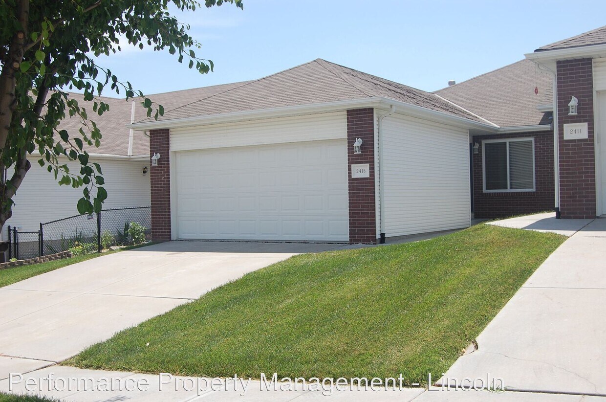 Primary Photo - 3 br, 2.5 bath House - 2415 Dodge St