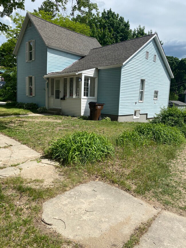 Building Photo - 508 Washington St