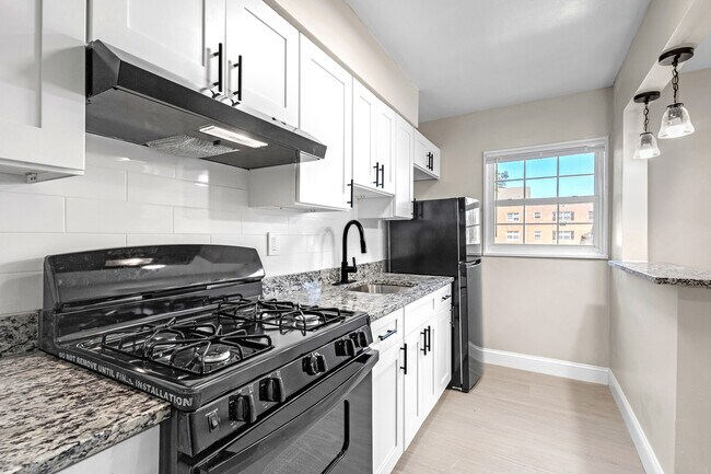 Laurel Court Apartments 321 Thomas Dr Laurel MD Apartments for