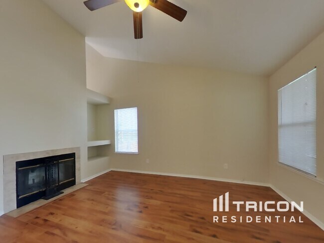 Building Photo - 715 Lotz Way Suisun City CA