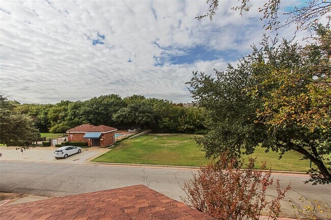 Building Photo - 5619 Preston Oaks Rd