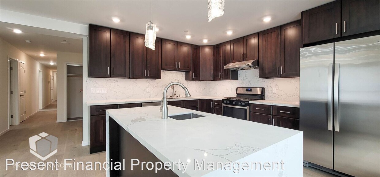 Primary Photo - 5 br, 4 bath House - 2405 17th Ave