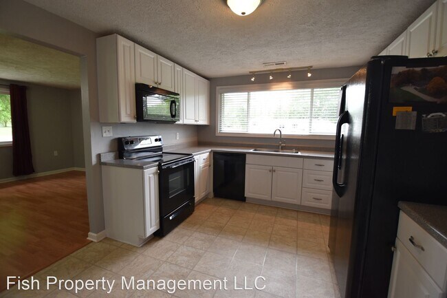 Foto del edificio - 3 br, 1 bath House - 700 W 200 N