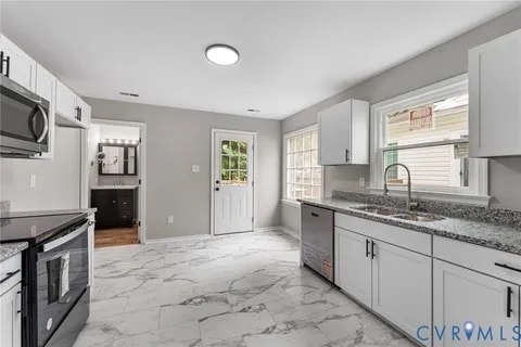 Foto del edificio - 7713 Breaker Point Ct