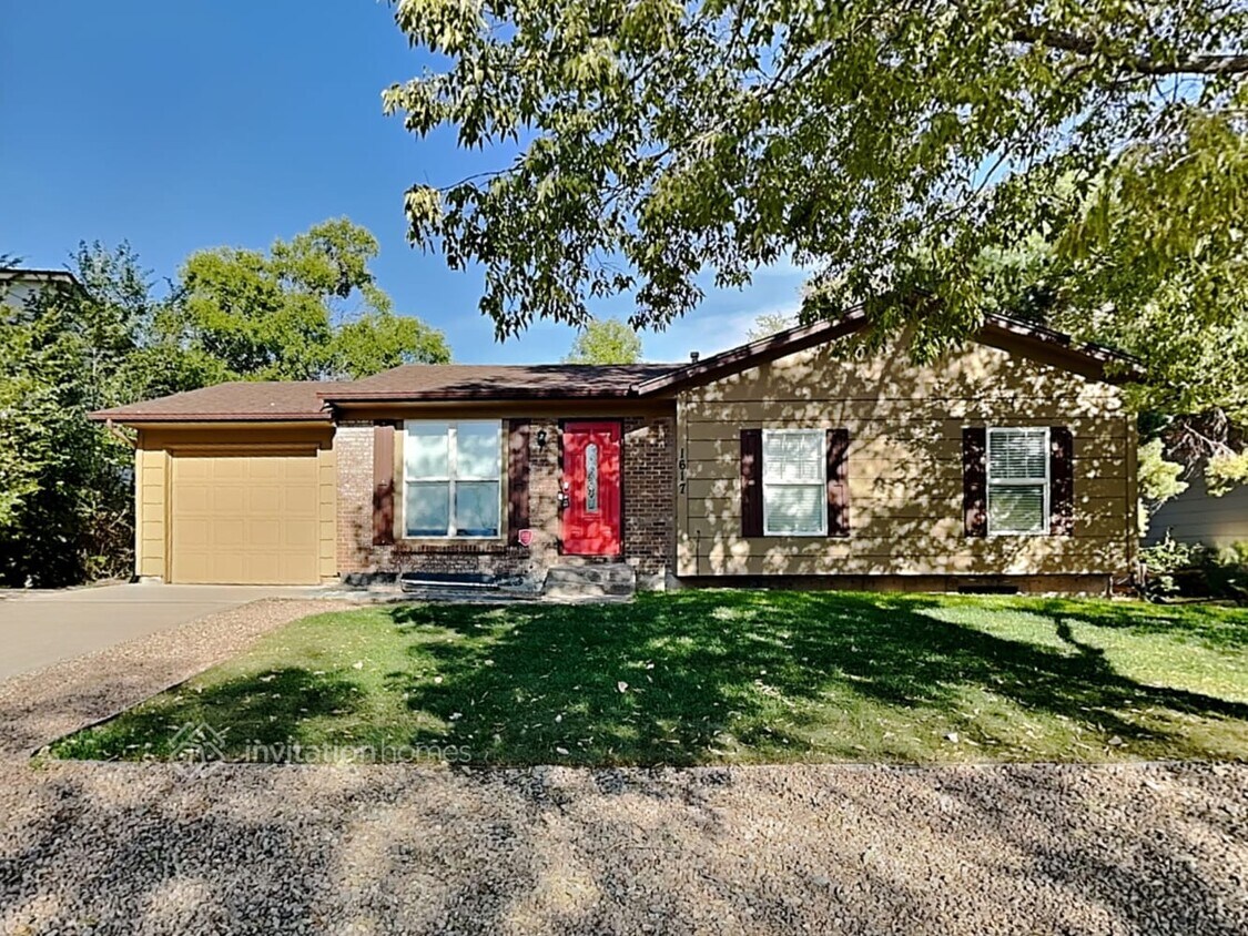 Foto principal - 1617 S Sedalia St
