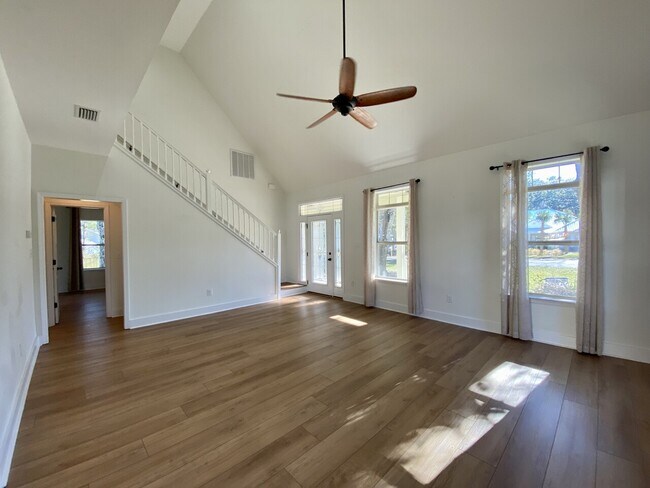Building Photo - 27189 Park Drive