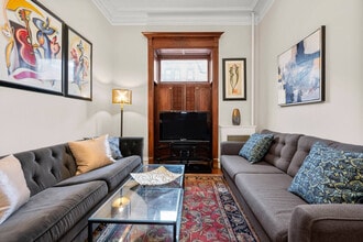 Building Photo - 215 W 138th St