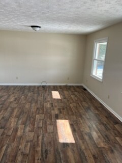 Building Photo - 4020 Old Whitley Rd