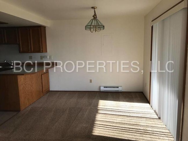 Foto del edificio - 4608 Slayden Rd NE