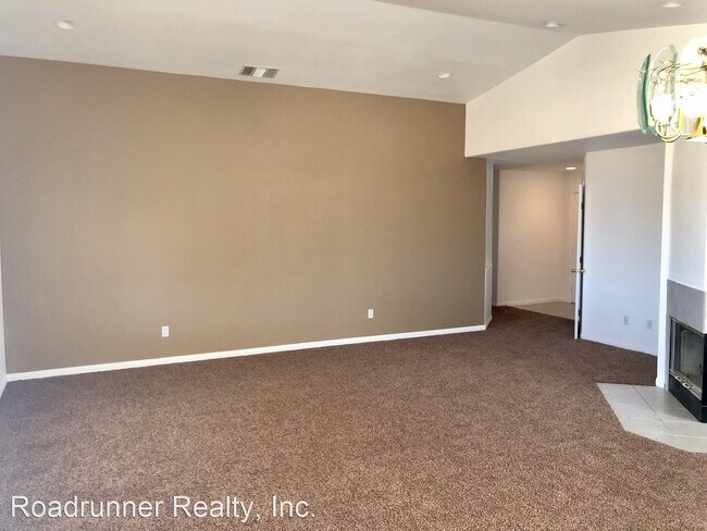 Building Photo - 3 br, 2 bath House - 8582 Bolero Drive