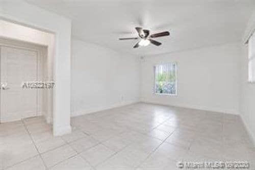 Building Photo - 312 Bouganvilla Terrace