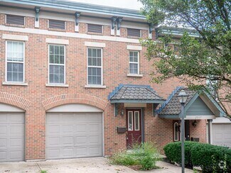 Building Photo - 2515 Ravine St