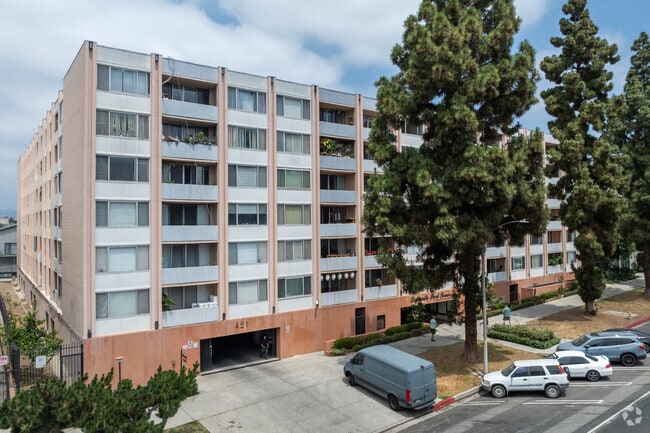 Lafayette Park Towers Condominiums