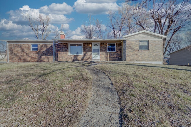 Building Photo - 19 Griffin Dr