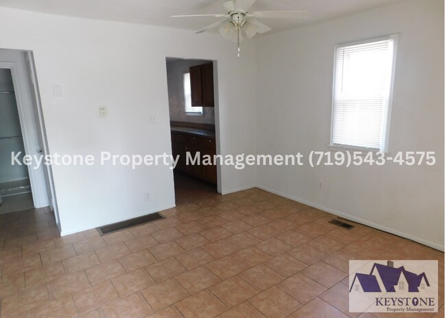 Foto del edificio - 819 Troy Ave