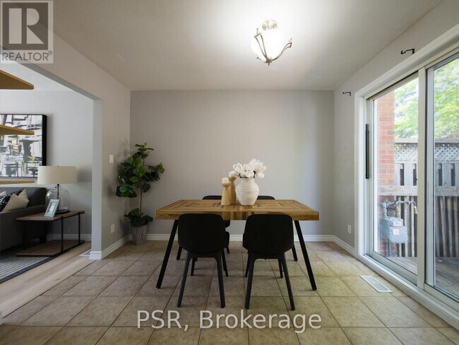 Building Photo - 11 Elmsdale Dr