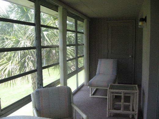 Foto del edificio - 55+ Community Newly Renovated 2/2