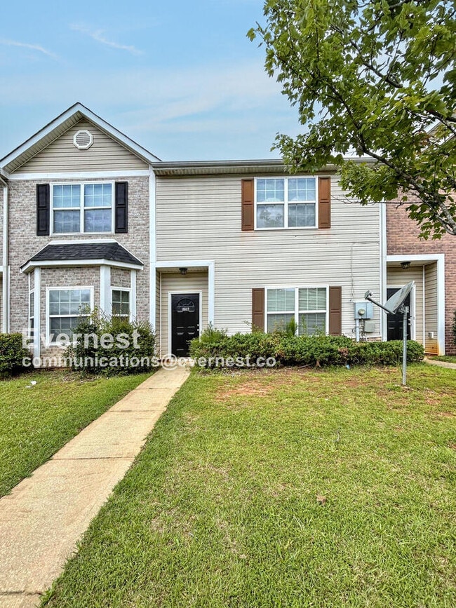 Building Photo - 8637 Thomas Ln