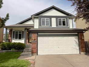 Building Photo - 9180 Red Columbine Dr