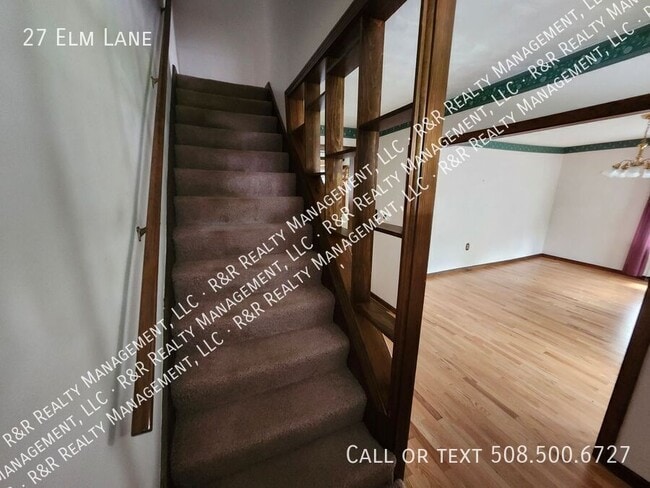 Building Photo - 27 Elm Ln