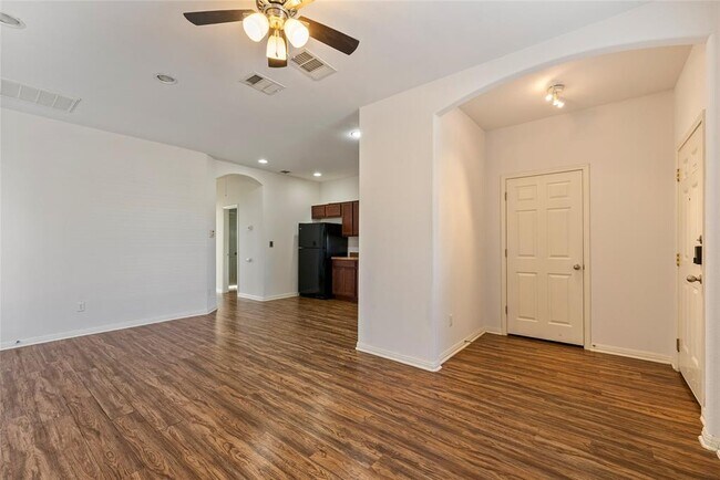 Foto del edificio - 4601 Best Way