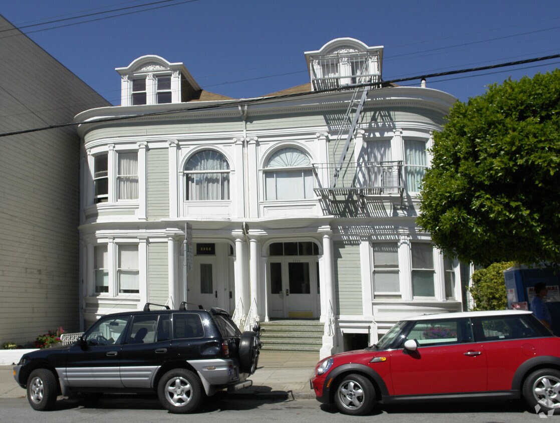 Building Photo - 2264-2268 Green St