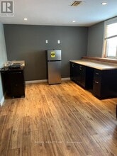 Building Photo - 62 Cook St