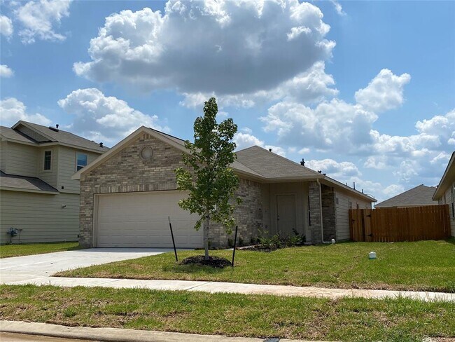 Building Photo - 21807 Barred Owl Dr